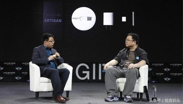 坚果是谁的创始人 t01320d5aa58f3d4c0a.jpg