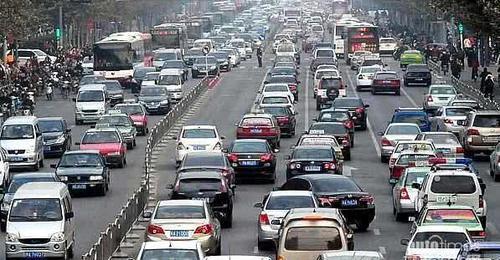 你的车还能开几年?私家车报废新规一出,网友: