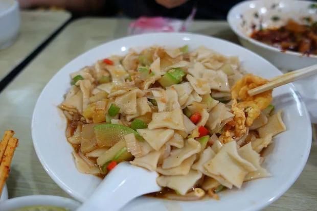 别去西藏了!西安出发只要100块,直达绝美的“天空之境”