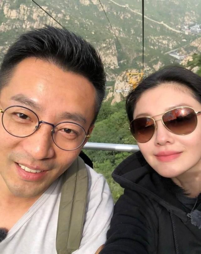 大S 44岁生日，汪小菲在线秀恩爱：好的婚姻需要同频的人