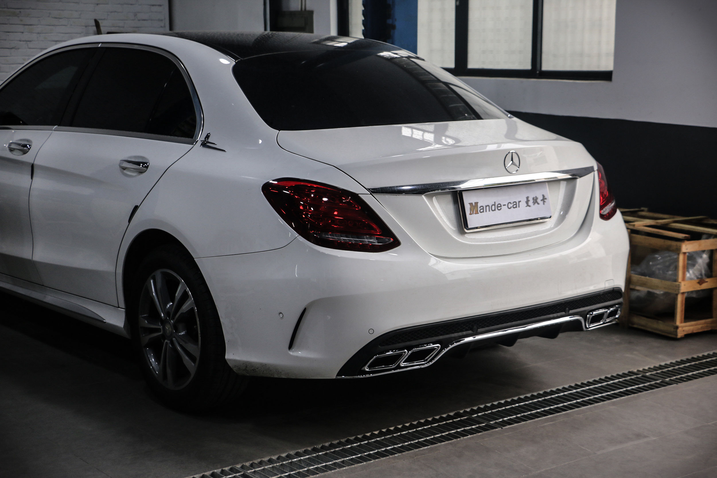 奔驰C200改装C63AMG后唇教程,喜欢添加关注