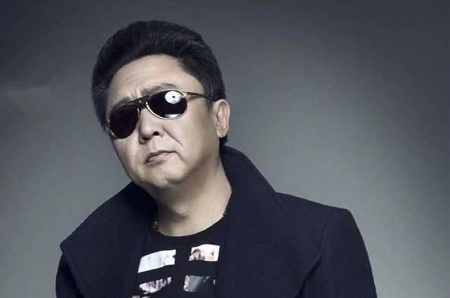 德云社团综第六期,高峰顶替于谦担任评委,却被质疑没这个资格