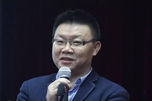 投资245万,赚了677亿,龚虹嘉是怎么获得2.7万