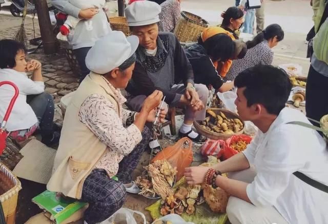 90后美院毕业生一人住4层别墅，爆改出你从未见过的仙境！