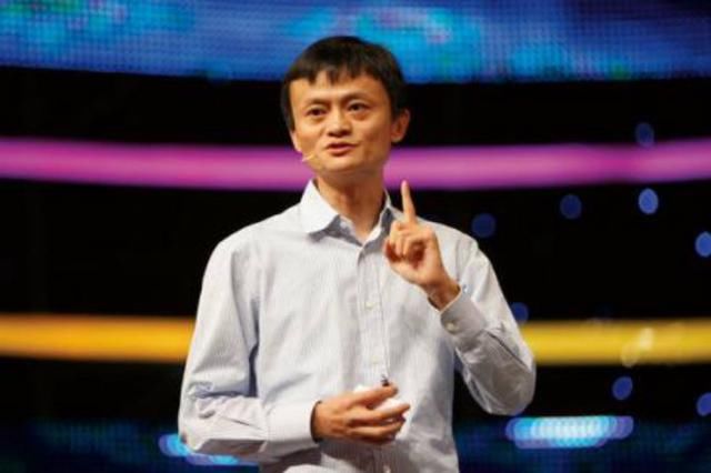 如果马云将资产存进银行，一天能赚多少钱？