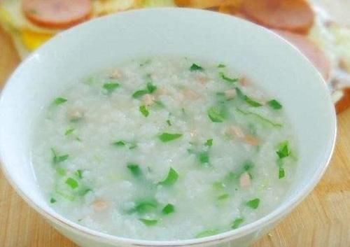 野菜烧汤加上一勺它,常吃能防癌,还能预防高血