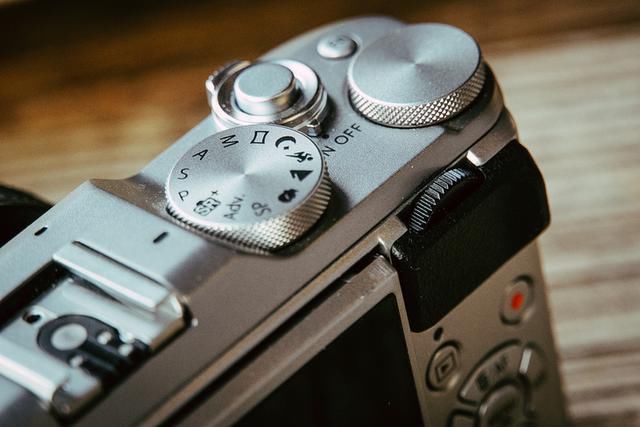 富士X-A5微单评测!不仅能美颜自拍 ISO 6400感