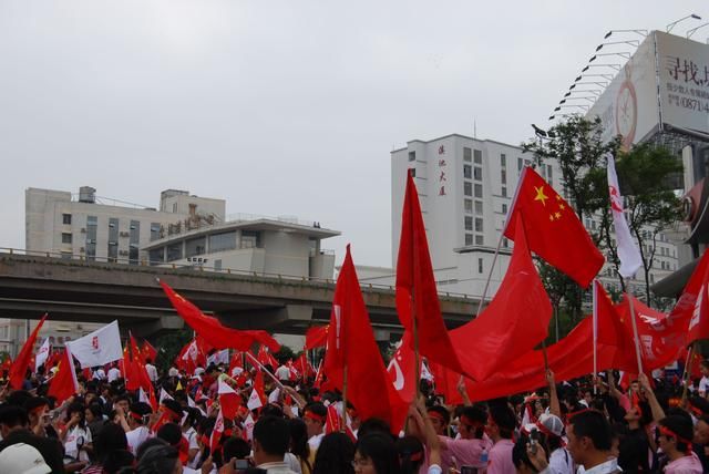 那一年，我在昆明，遇到了国家级活动，也是本人提供的摄影图片