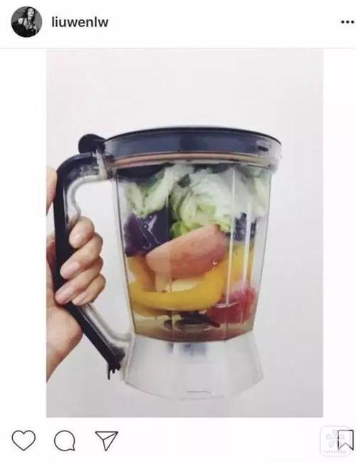 明星|李圣经未P生图曝光,这逆天长腿是真实存