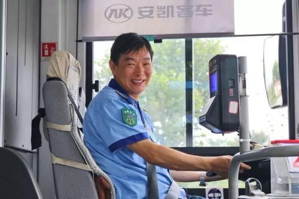 第一附属医院图片