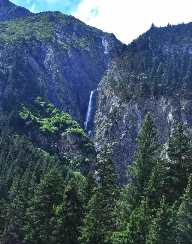 多少次梦想去次西藏旅游，看完这些我才踏上了梦中演绎的川藏线