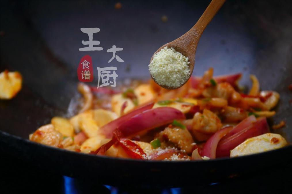 山药视频吃火锅 t01359d71885735875c.jpg?size=1014x675