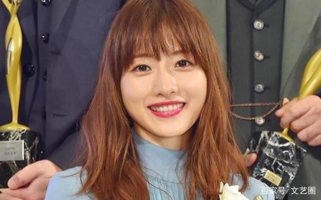 石原里美将嫁圈外上班族，为婚事推掉明年的工作，有退圈打算?