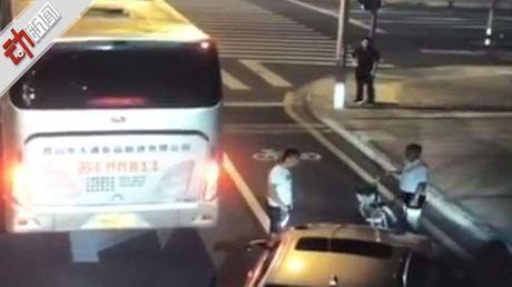 他被戏称龙哥终结者,捡刀自救是对的,机视频下载成本精灵图片