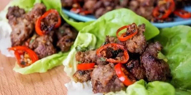 比都江堰还牛！成都南边这个小城，美景美食冷门到极致，1.5h到！