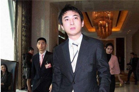 王思聪删微博换头像 屈服于什么压力