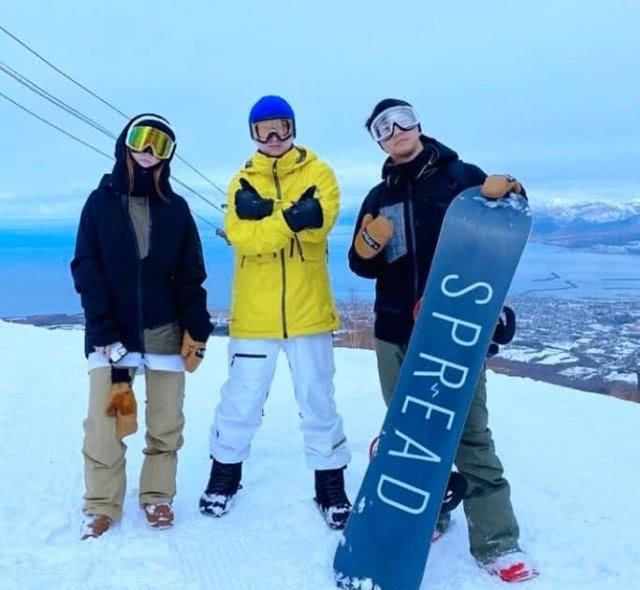 老公叫他几个朋友玩我