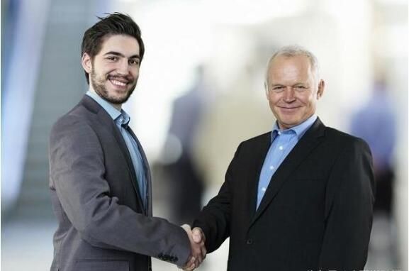 职场小白如何平衡职场人际关系