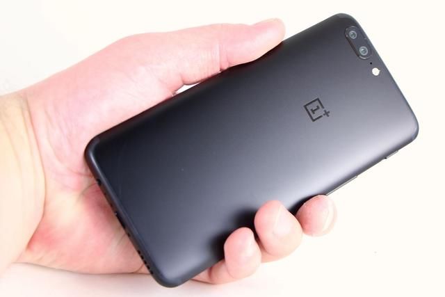 一加Plus将Android 8.1 Oreo推向一加5和5