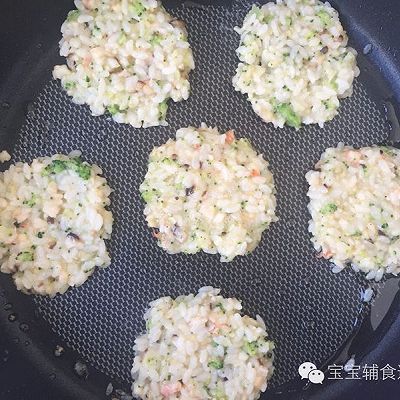 虾仁西兰花香菇米饼