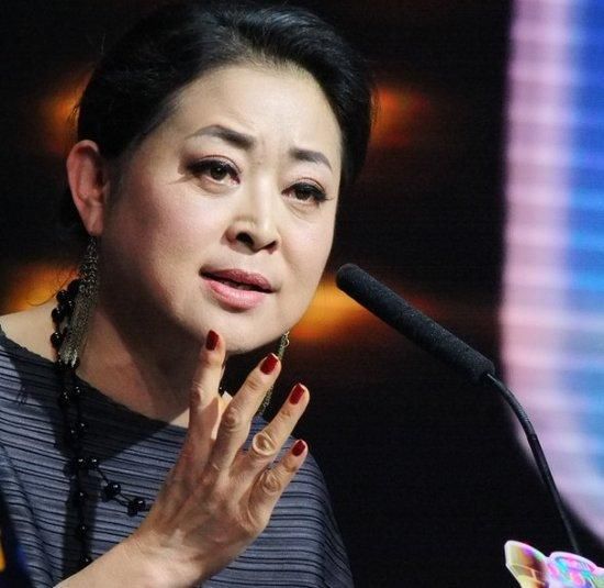 撕不掉的花瓶标签,靠美貌征服陈凯歌,陈红除了脸一无是处