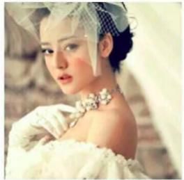 女星早期照片:娜扎眼妆夸张,刘亦菲婴儿肥,最美
