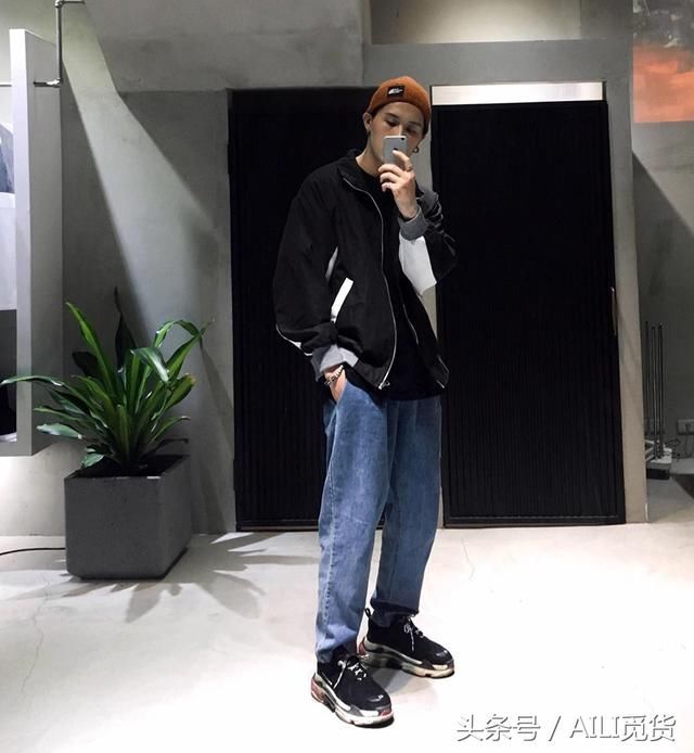 老爹鞋复古风还能刮多久?巴黎世家Triple S迎