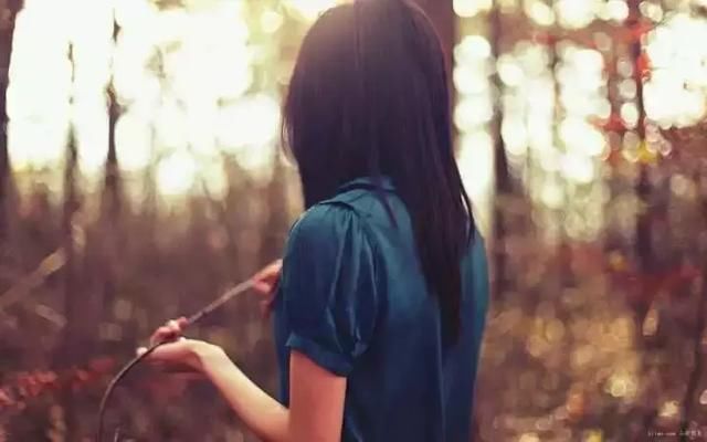 初三带孩子回娘家,大嫂给儿子个红包,当我打开后抱着孩子回了家