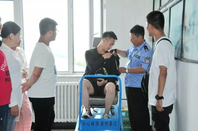 五个一进驾校 | 双鸭山交警开展文明交通进驾校