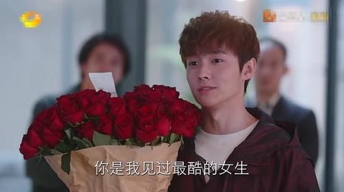 从《亲爱的自己》里的关小唐，看编剧对年下男的恶意，撒再多糖也没用