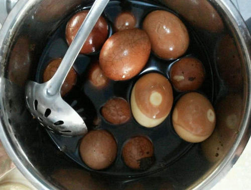 茶叶蛋放茶叶的原因 t013b0124507997aa78.jpg