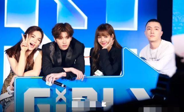 蔡徐坤和lisa组cp