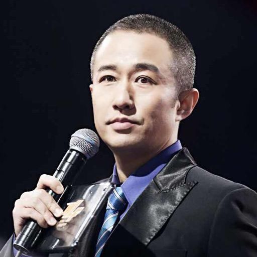 昆仑决创始人带着杨建平打武林风,杨建平优势