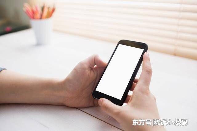 为什么苹果手机电池容量这么小?是技术问题吗