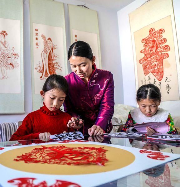 剪纸：青岛春节里的最美风景线