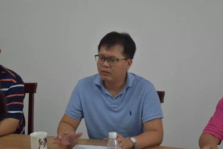 备战中考高,市教育局长深入长坡中学调研指导