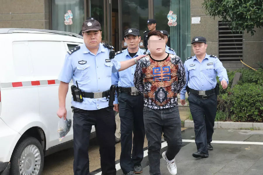 铁腕扫黑除恶 浙江通报十起涉黑涉恶典型案例