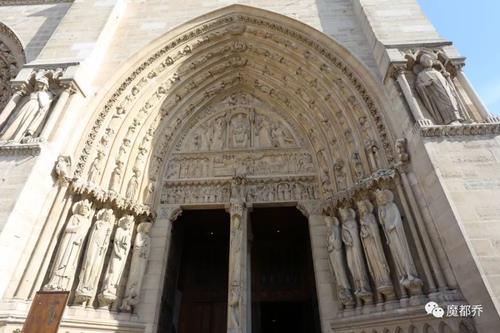 世纪悲剧!巴黎圣母院起火或为电线短路!再次敲