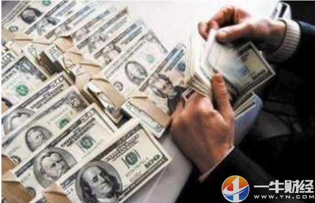 外汇市场都懵了!美债收益飙涨，为何美元却暴跌?德银这样解释!