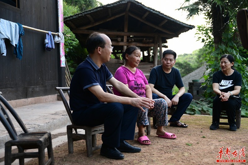 浏阳市教育局开展外地教师家乡行活动