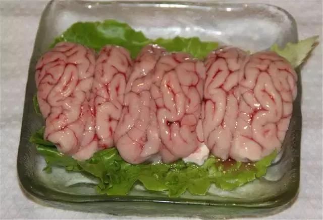 被外国人吐槽的中国小吃，网友：那是他们不懂吃！