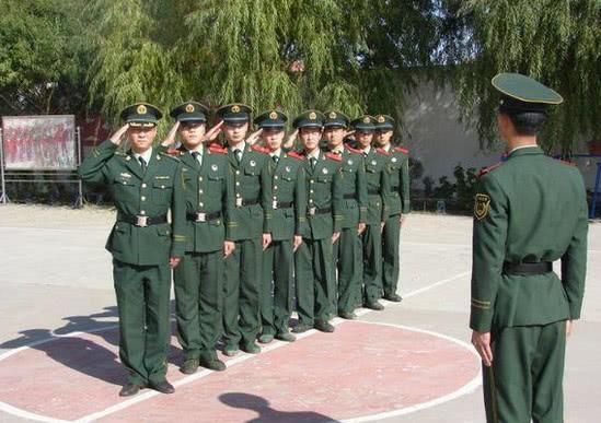 为何在军队中最受欢迎的不是班长,而是副班长?只有老兵才知道