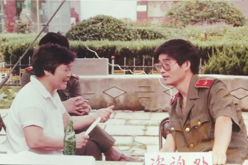 【100个检察瞬间】90年代的检察官,工作起来