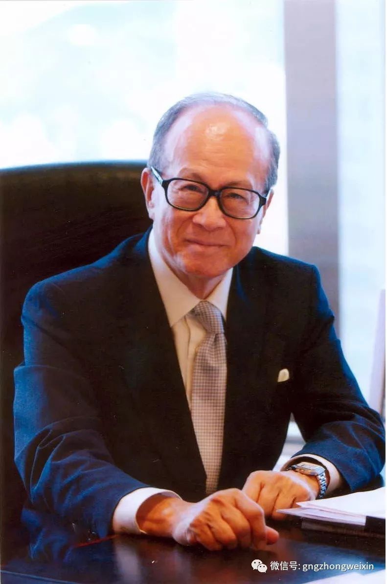 李嘉诚退休了，他一生赚了多少钱？