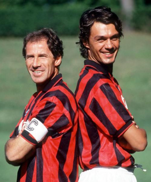 马尔蒂尼回归AC米兰,红黑军团最伟大球员,回顾