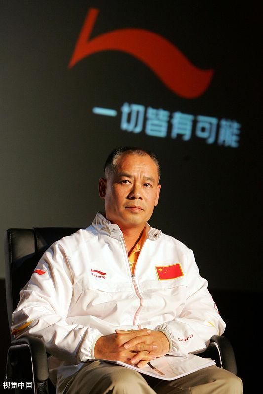 李宁正式宣布, 耐克阿迪措手不及, 网友: 感到骄傲!