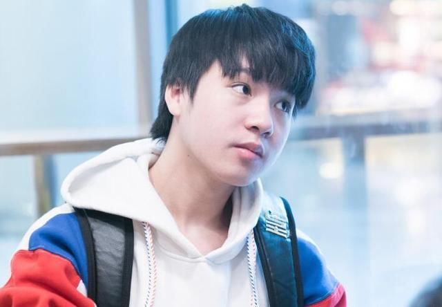 LOL:难怪让帝这么多女粉丝 这颜值简直就是电