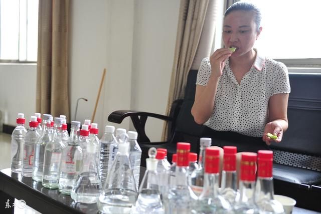 喝白酒伤身,不喝又伤心!告诉你怎样喝最健康