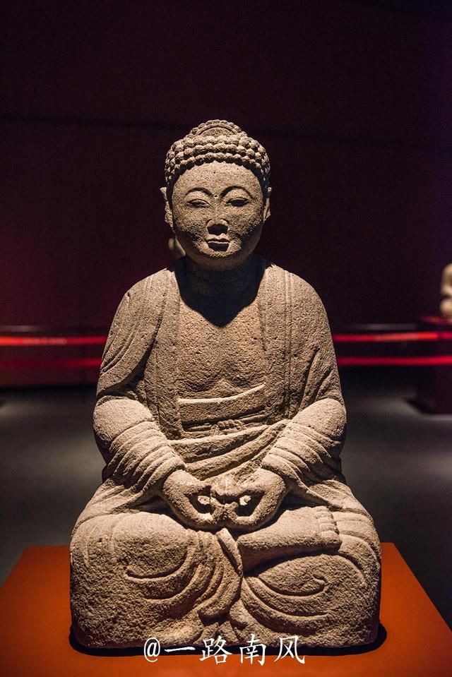 山西大同这座建筑里隐藏了2.5亿年的秘密，游客可以免费参观！