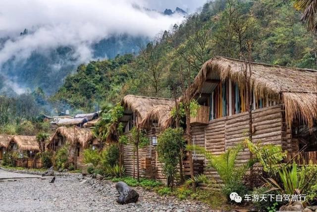 独龙江公路翻越高黎贡山，闯入怒江峡谷最后一个秘境，世外桃源！